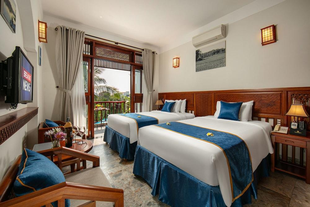 Hoian River Palm Hotel & Villas Хойан Экстерьер фото