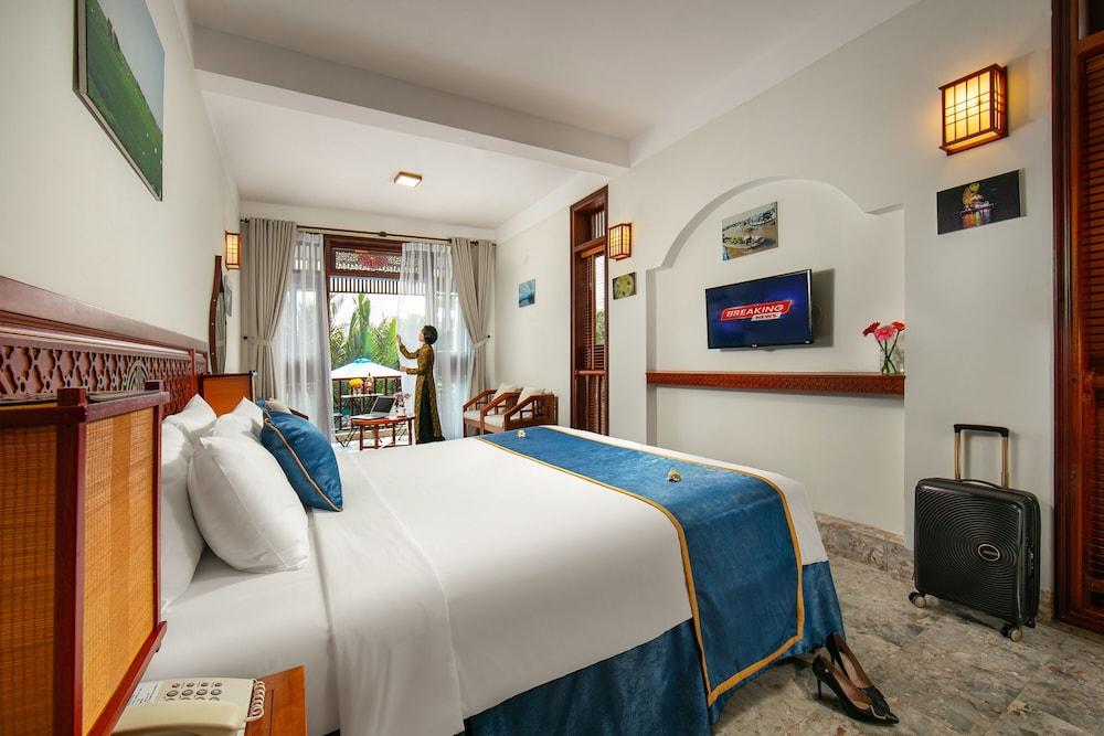 Hoian River Palm Hotel & Villas Хойан Экстерьер фото